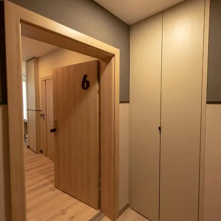 Sarnia Point Prestige Вроцлав