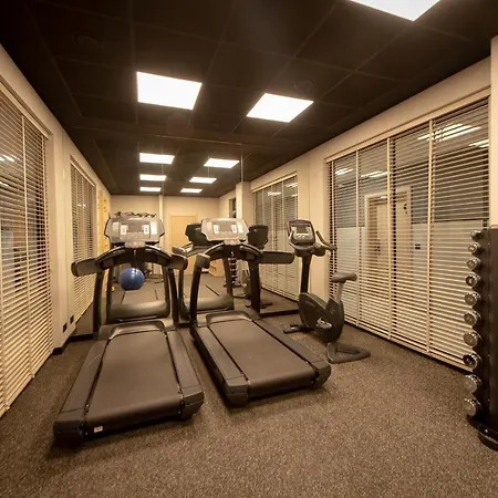 Sarnia Point Prestige