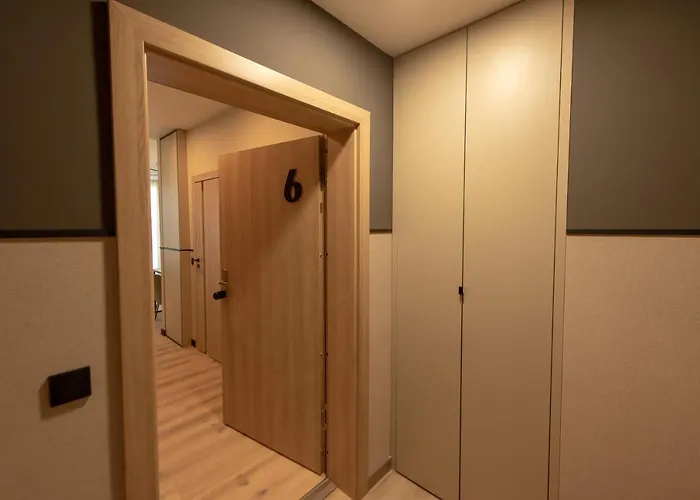 Sarnia Point Prestige Вроцлав