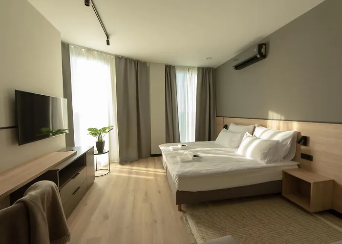 Sarnia Point Prestige * Вроцлав