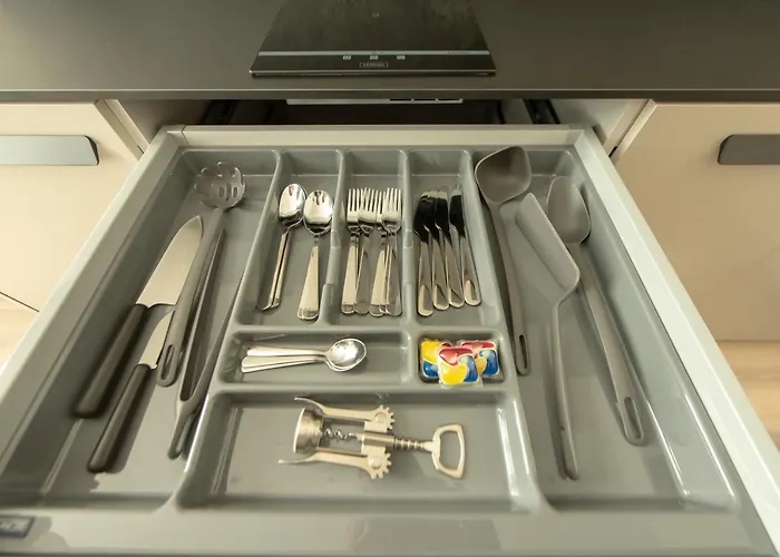 Sarnia Point Prestige * Вроцлав