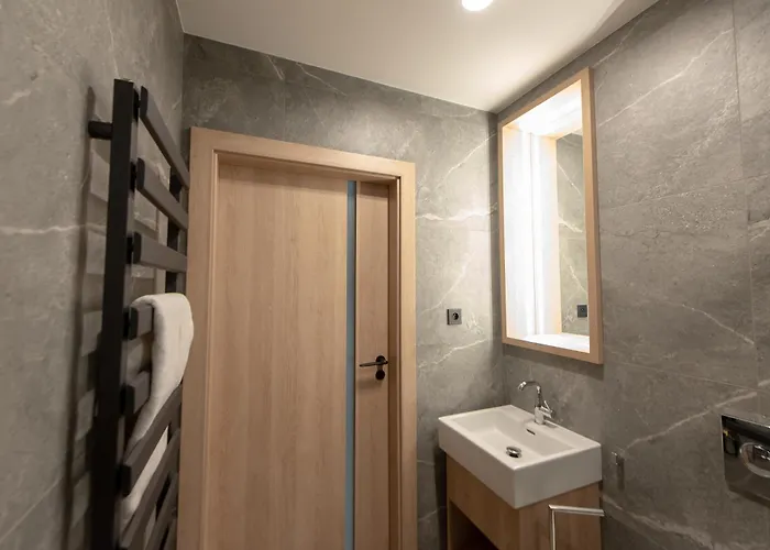 Sarnia Point Prestige * Вроцлав