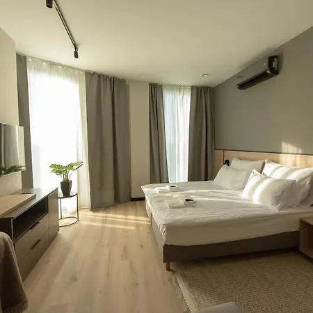 Sarnia Point Prestige * Вроцлав