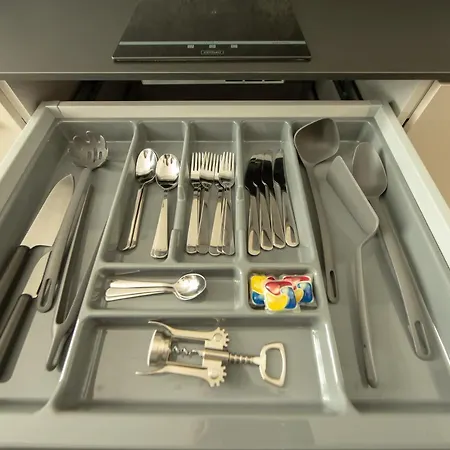 Sarnia Point Prestige * Wrocław