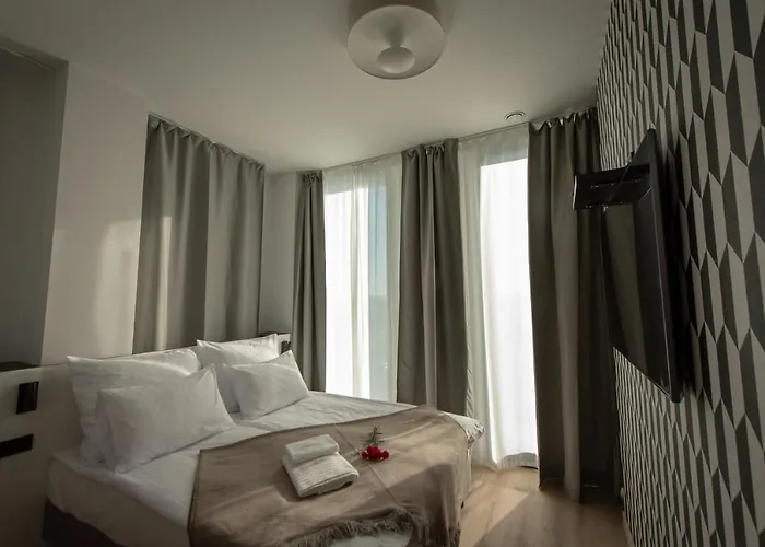 Sarnia Point Prestige Vratislav