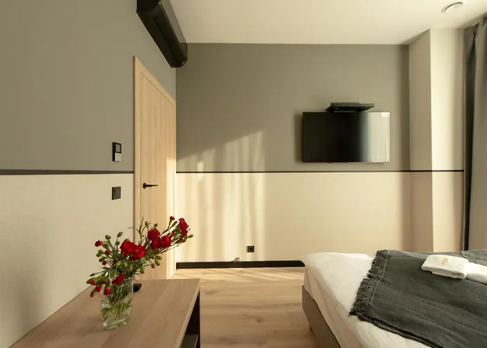 Sarnia Point Prestige * Breslavia